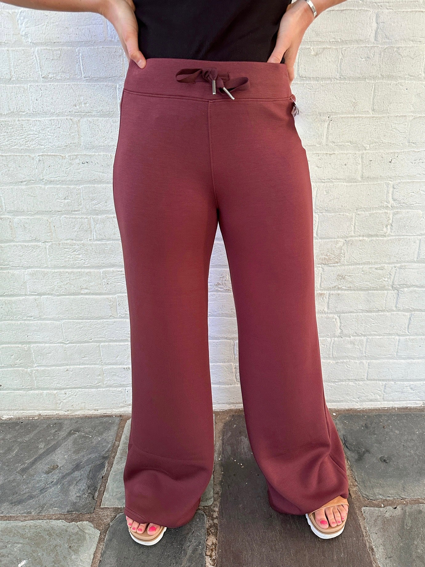 Spanx® AIRESSENTIALS WIDE LEG PANT IN SPICE – Love Marlow
