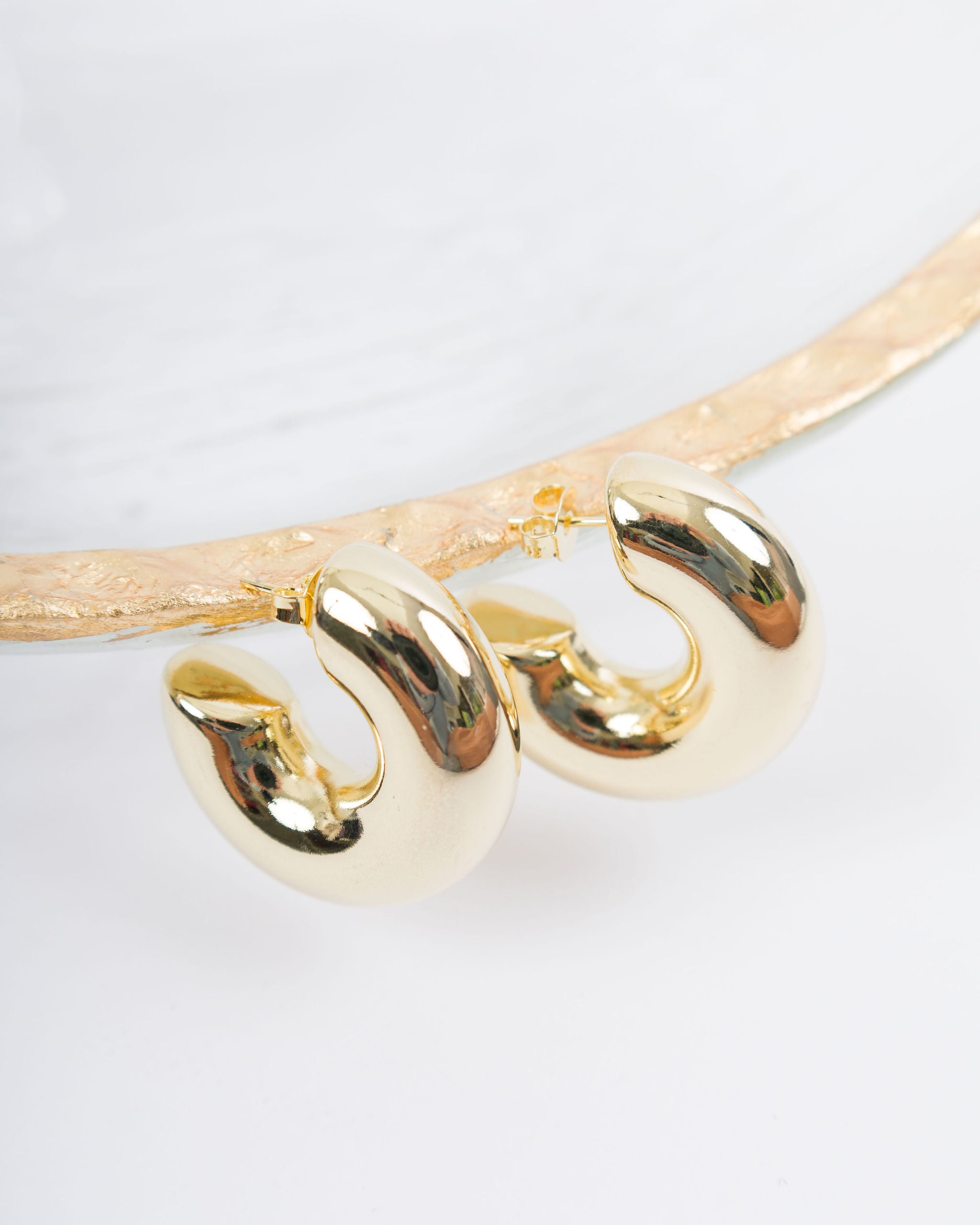 Sheila Fajl Bubble Hoops Shiny 18K Gold – Hip Chics Boutique display picture 1