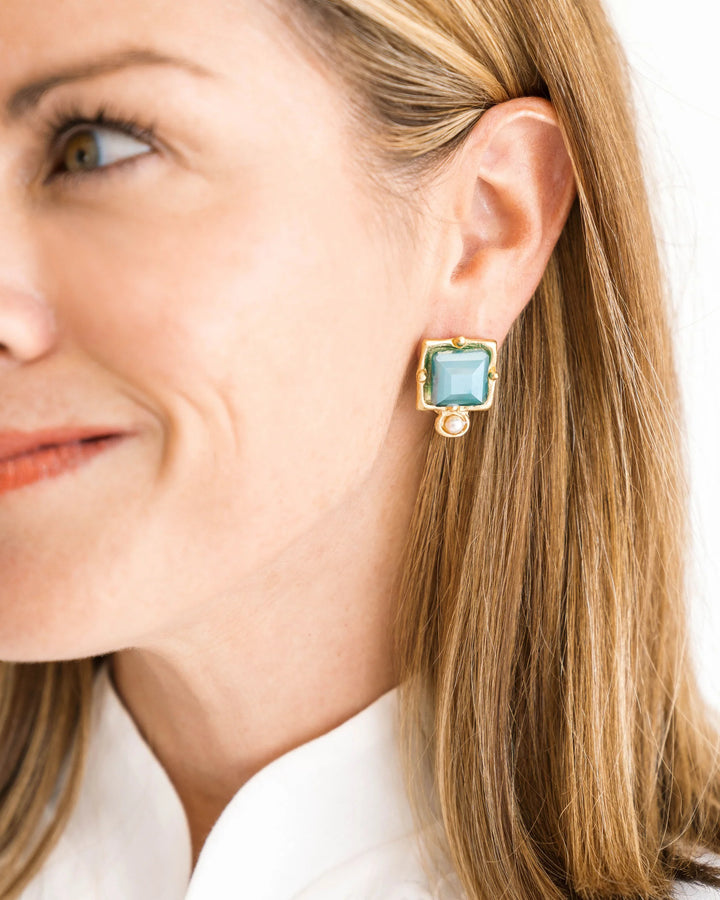 Susan Shaw London Studs - Teal Crystal