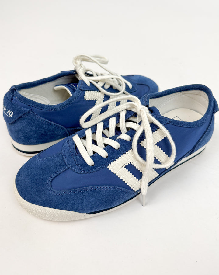 Back 70  LEON in NAVY Sneakers