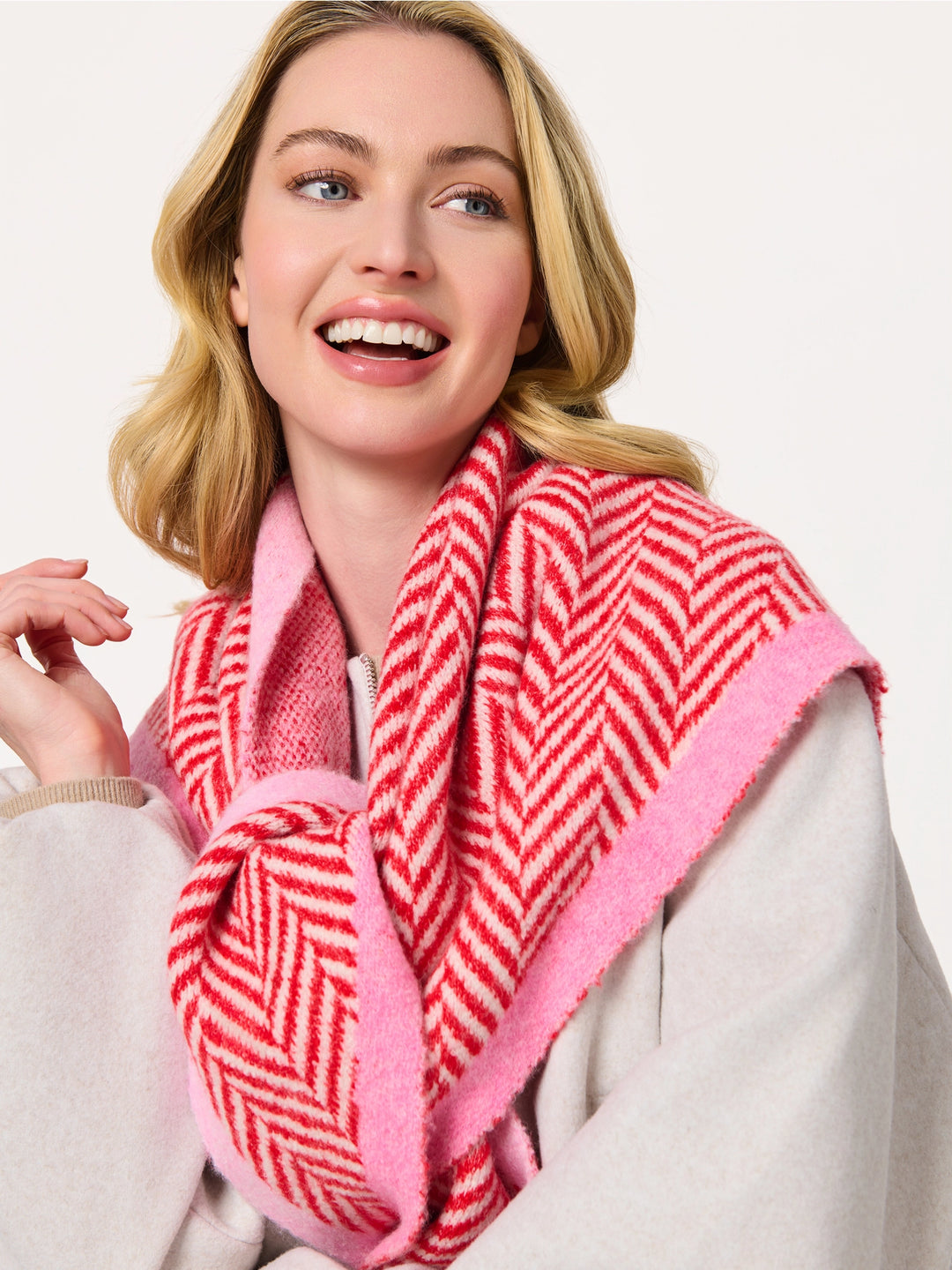 Ziggy Triangle Scarf - Red