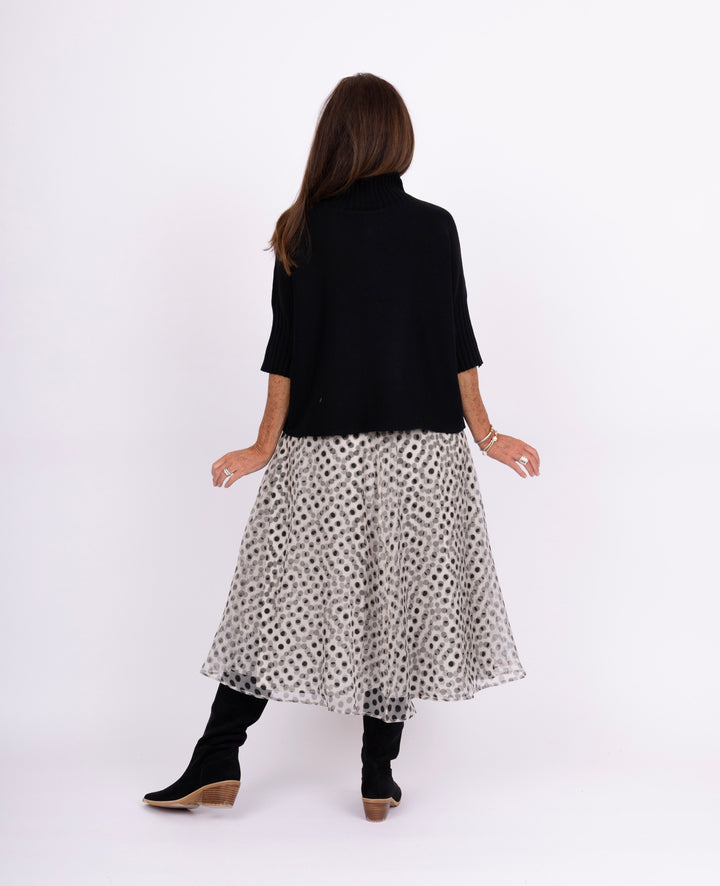 The Maple Turtleneck - Black