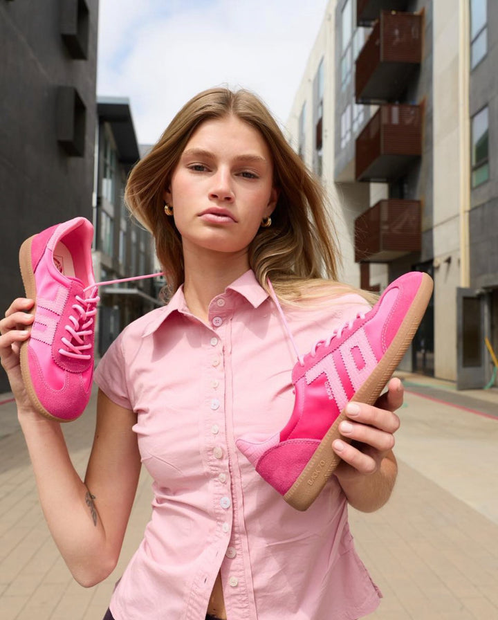 GHOST C26 in FUXIA Sneakers