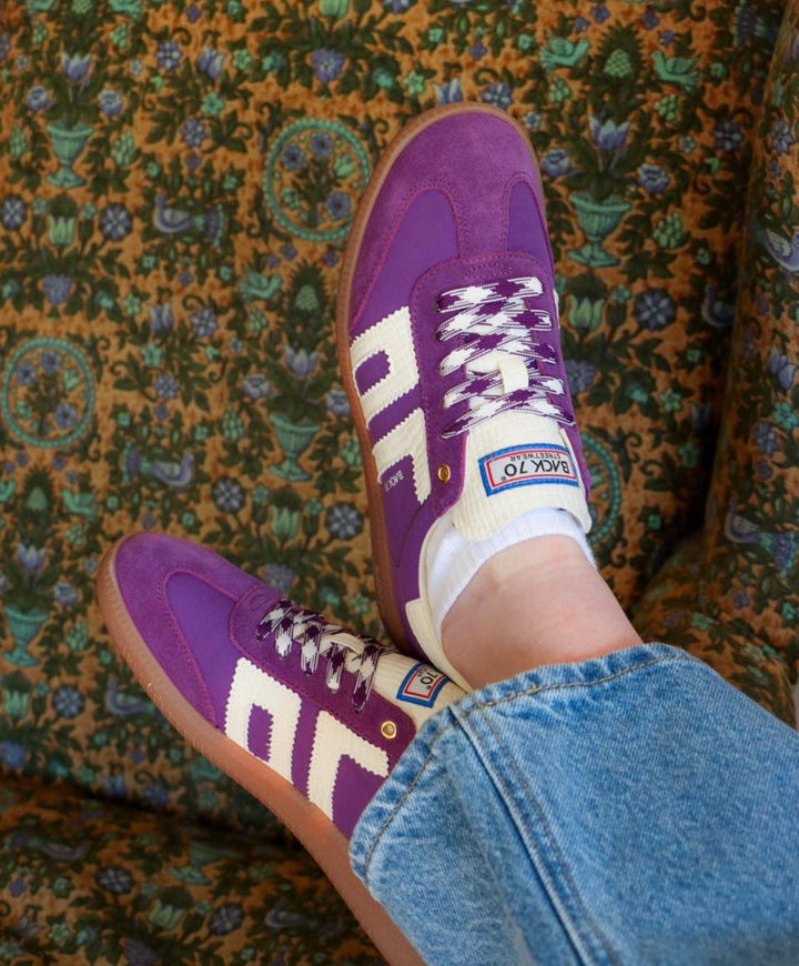 BACK 70 - GHOST in PURPLE MILK Sneakers