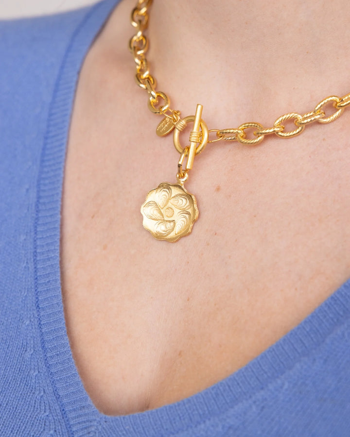 Susan Shaw Oyster Plate Toggle Necklace