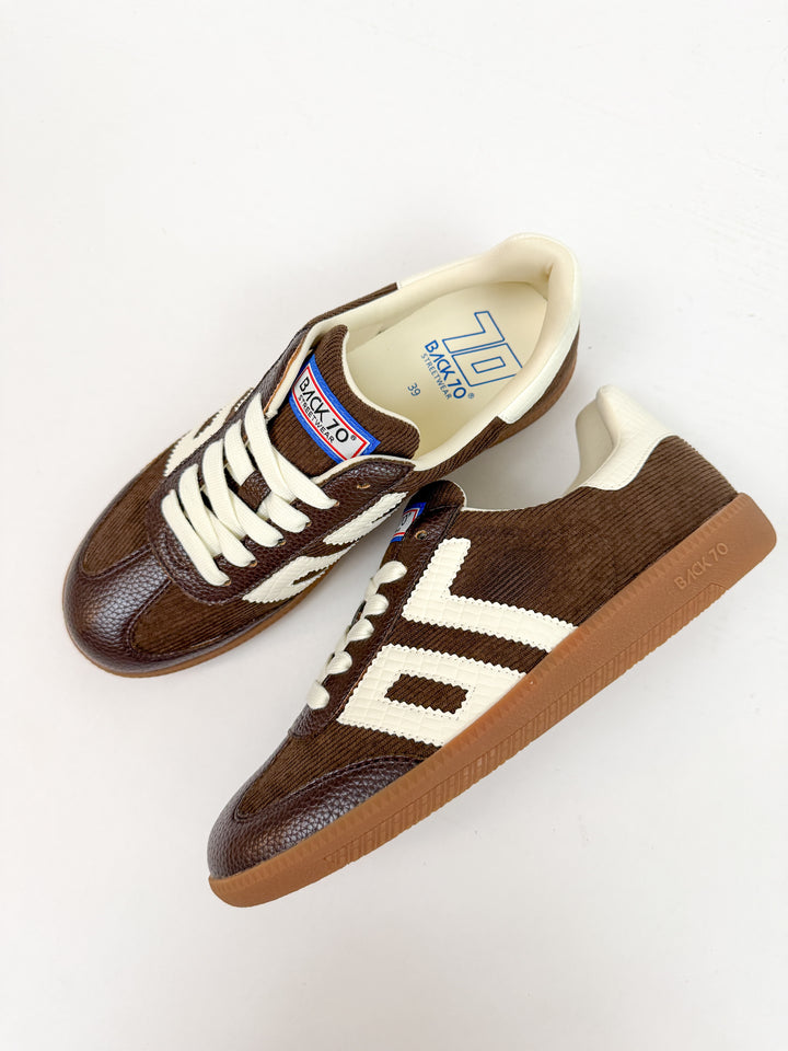BACK 70 - CLOUD C in COFFEE MILK Sneakers