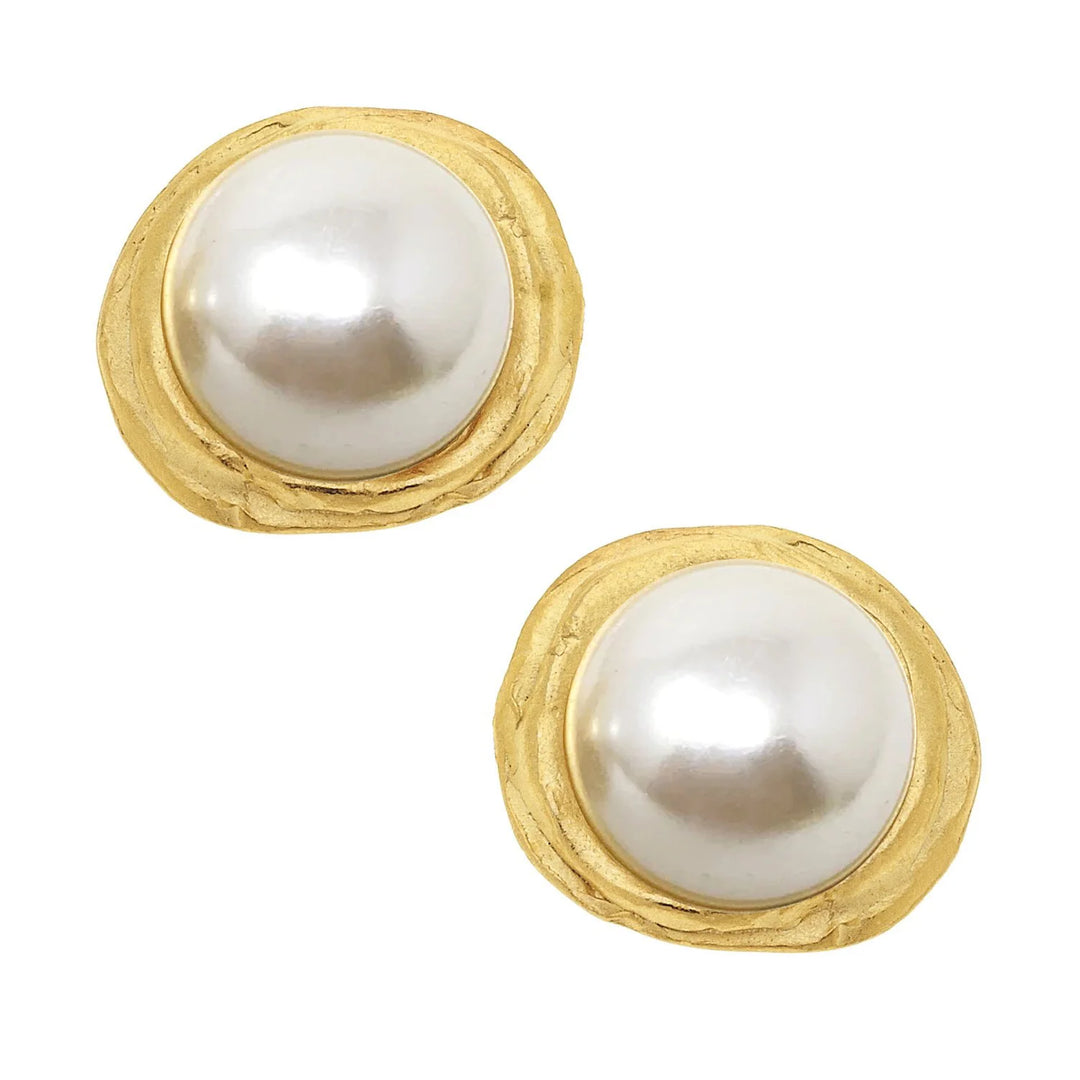 Susan Shaw Classic Pearl Cab Studs - Gold