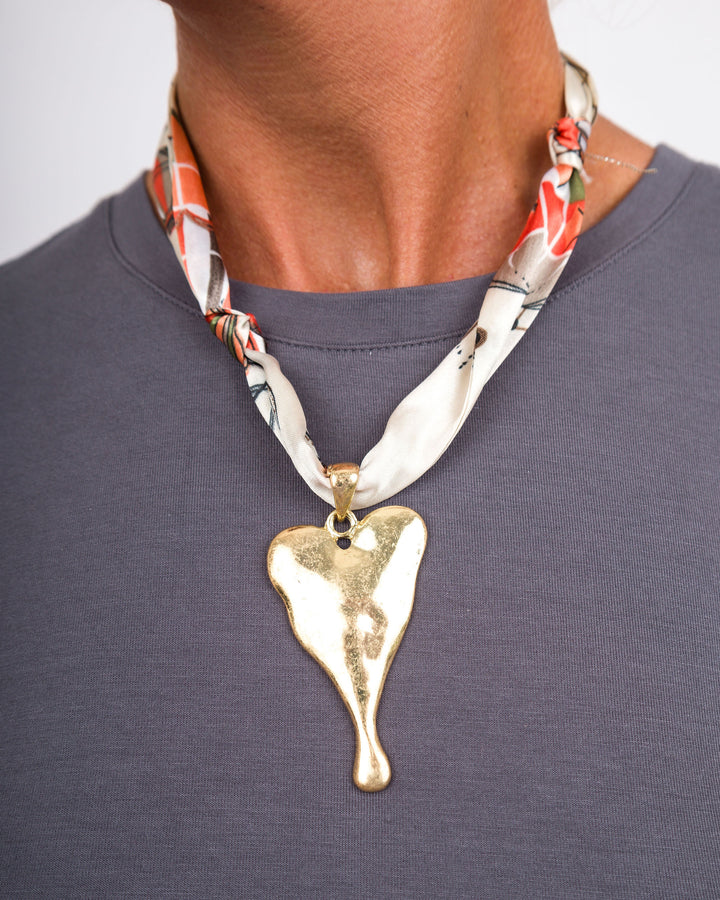 Scarf Necklace Large Pendant Off White