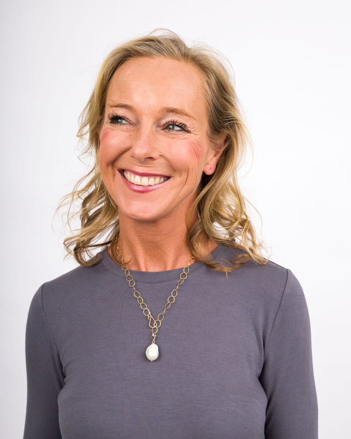 J.Mills Extra Large Baroque Pearl Oval Chain Necklace