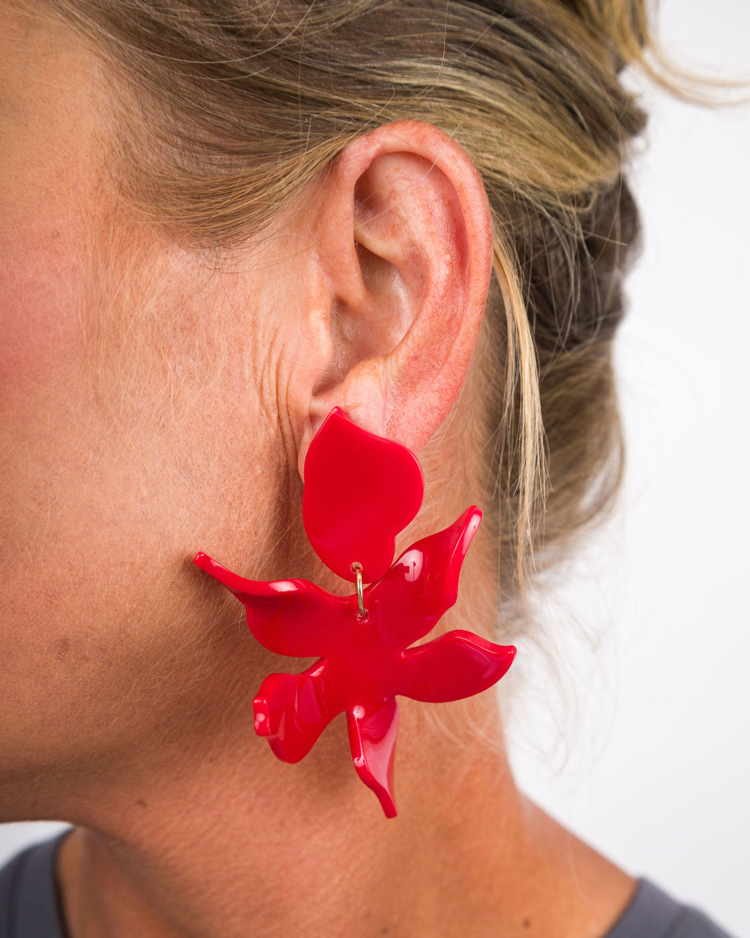 Linny Co - Flora Dove True Red