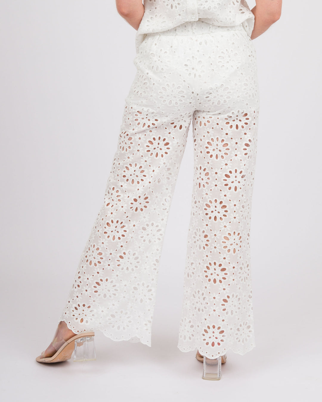 Floral Eyelet Lace Wide Leg Cropped Pants - Off-White