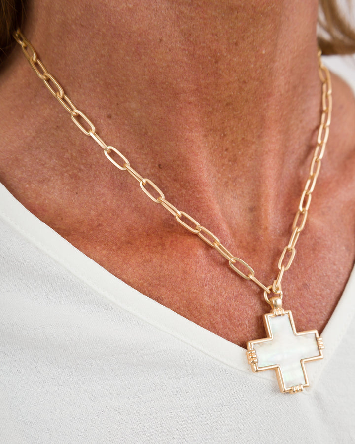 Shell Cross Paperclip Chain - White