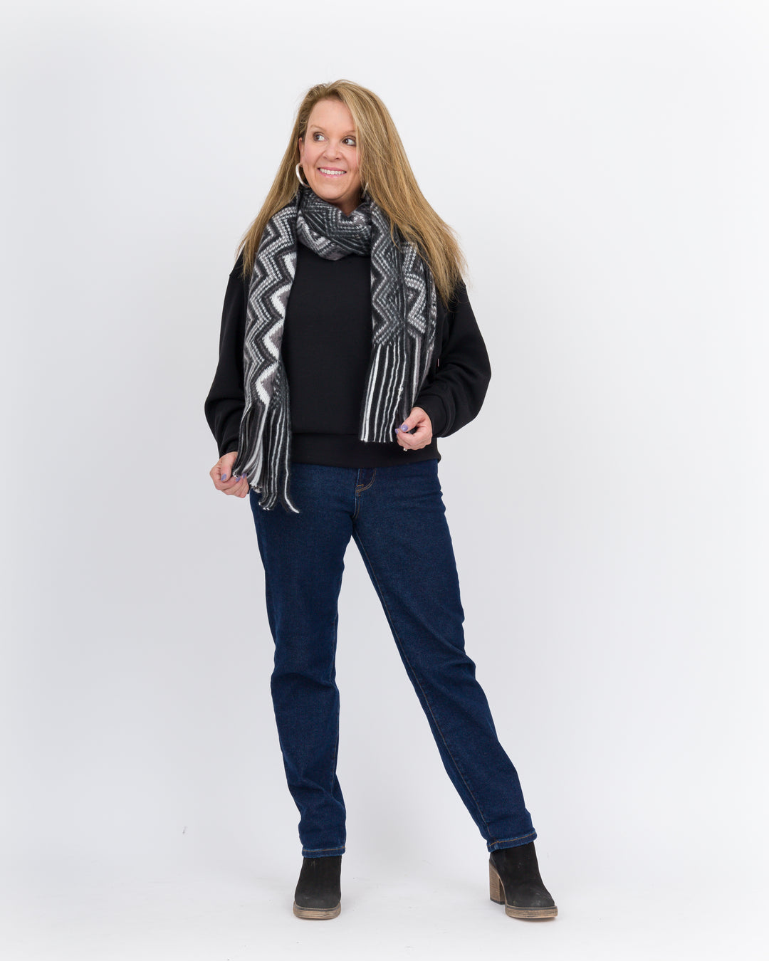 Fringe Scarf Black Chevron