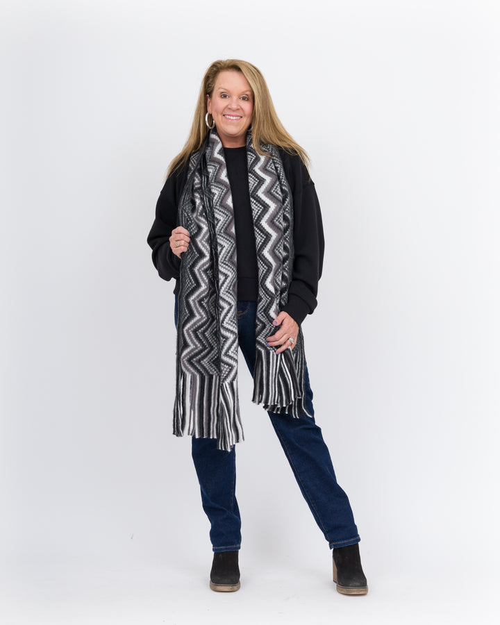 Fringe Scarf Black Chevron