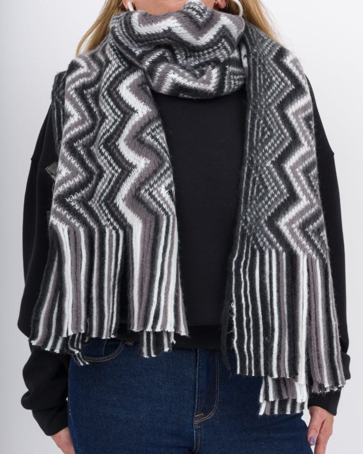 Fringe Scarf Black Chevron