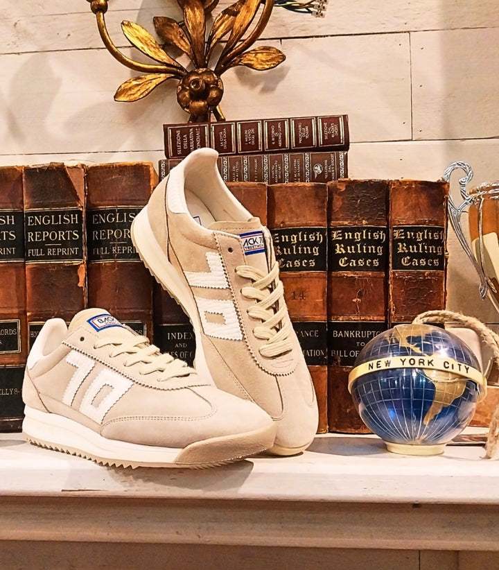 BACK 70 - BARKLEY STRIKE in SAND Sneakers