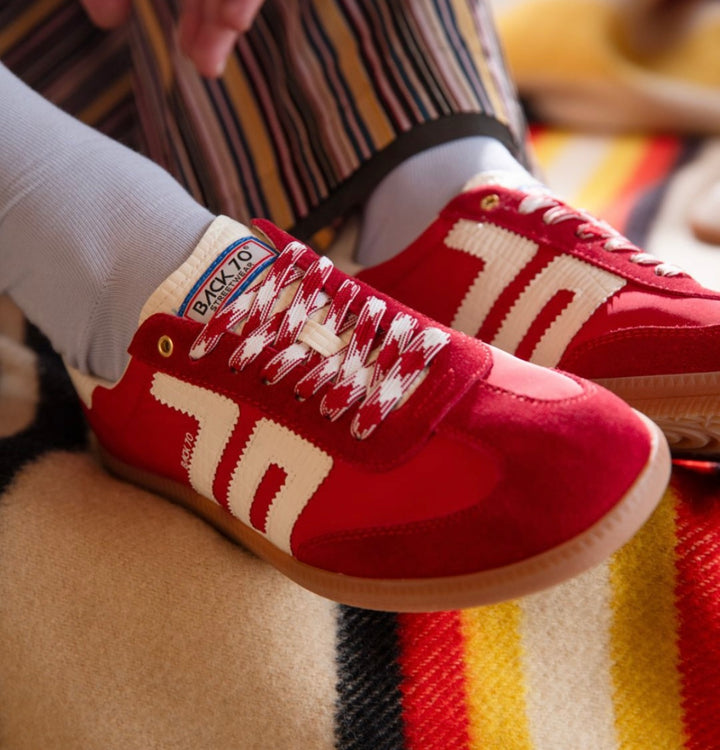 BACK 70 - GHOST in RED Sneakers
