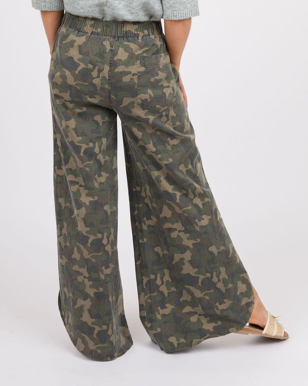 Tulip Camo Relaxed Fit Pants