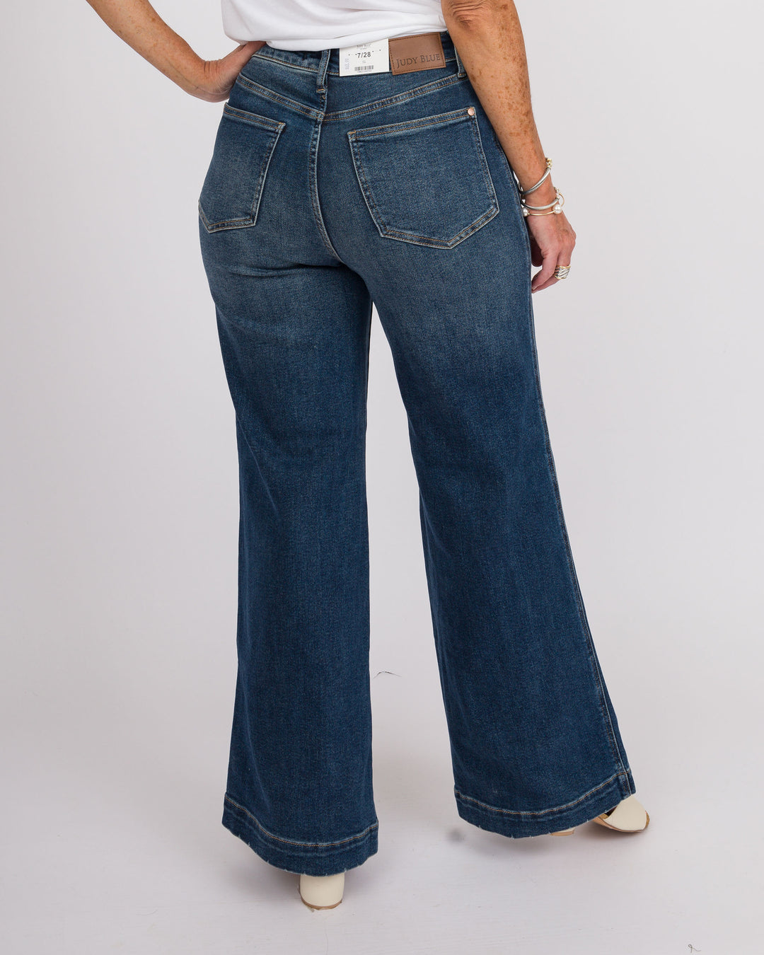 Judy Blue HW LUX Retro Wide w/ Front Patch Tab Closure DK Retro - Fade Indigo