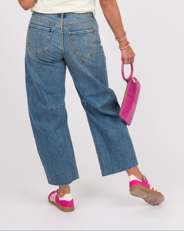 JBD Barrel Jeans with Seams - Medium Wash