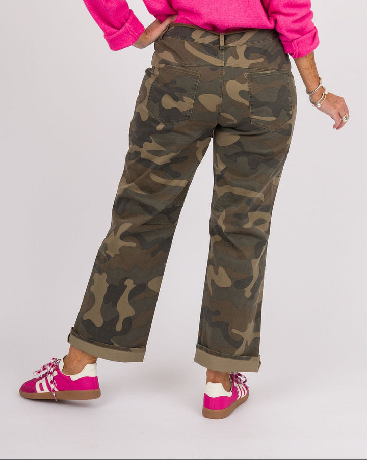 Vespera Olive Camo Pants