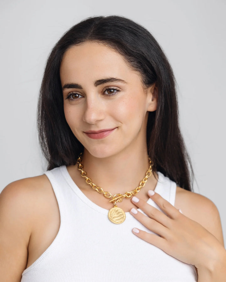 Susan Shaw USA 250 Toggle Necklace
