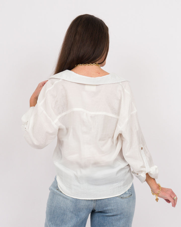 Caspian Top Off White