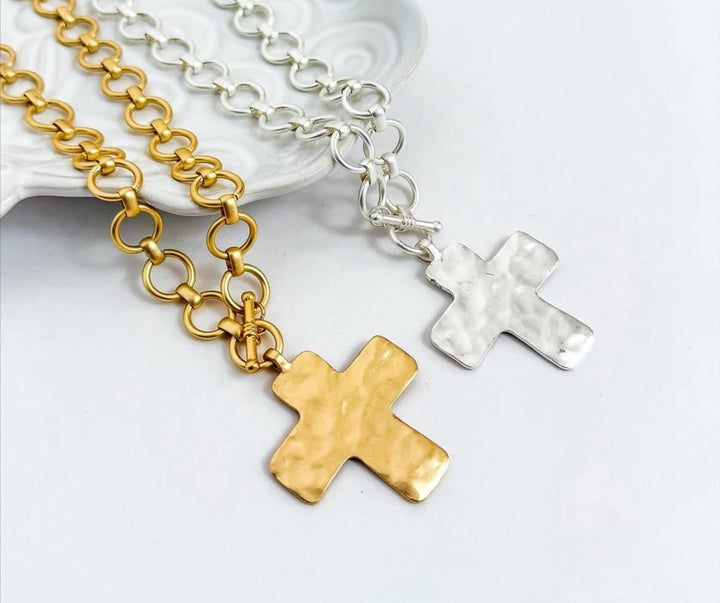 SM Cross Necklace Gold