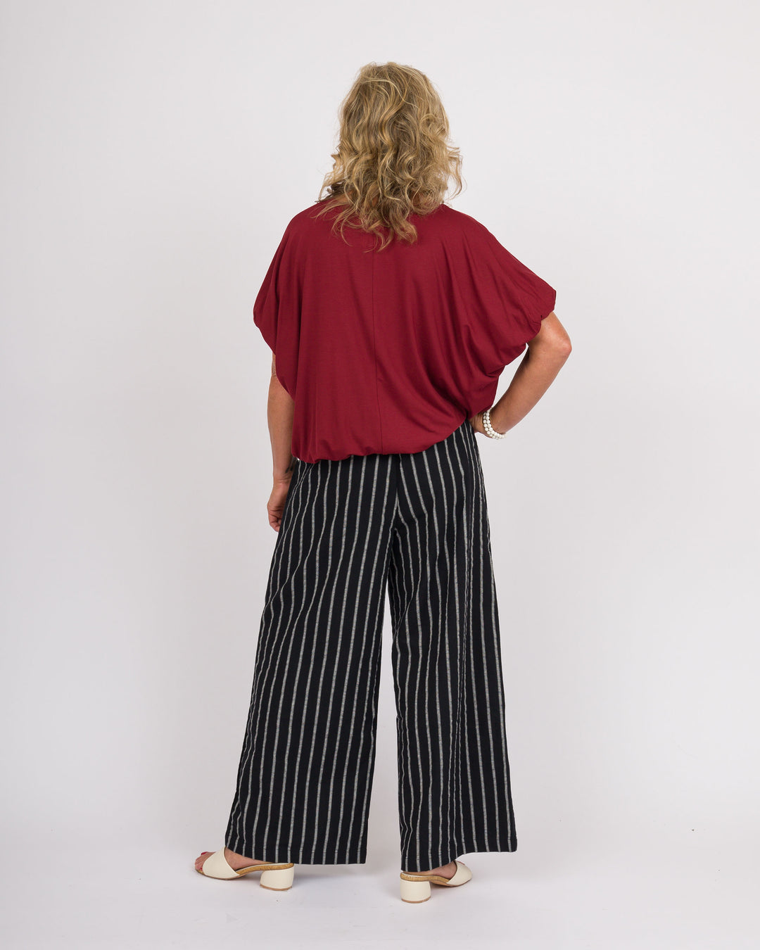 Wine Bamboo Bubble Sleeve Top