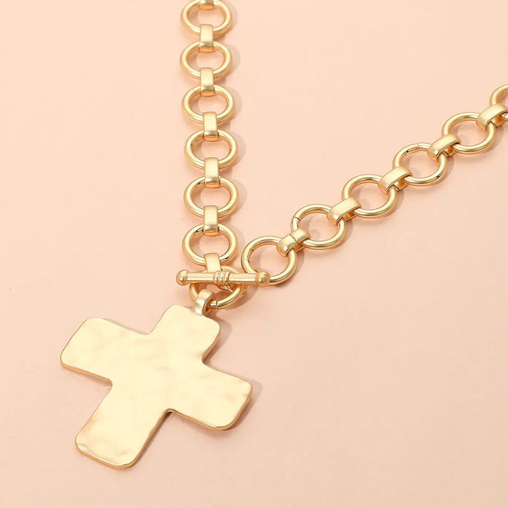 SM Cross Necklace Gold