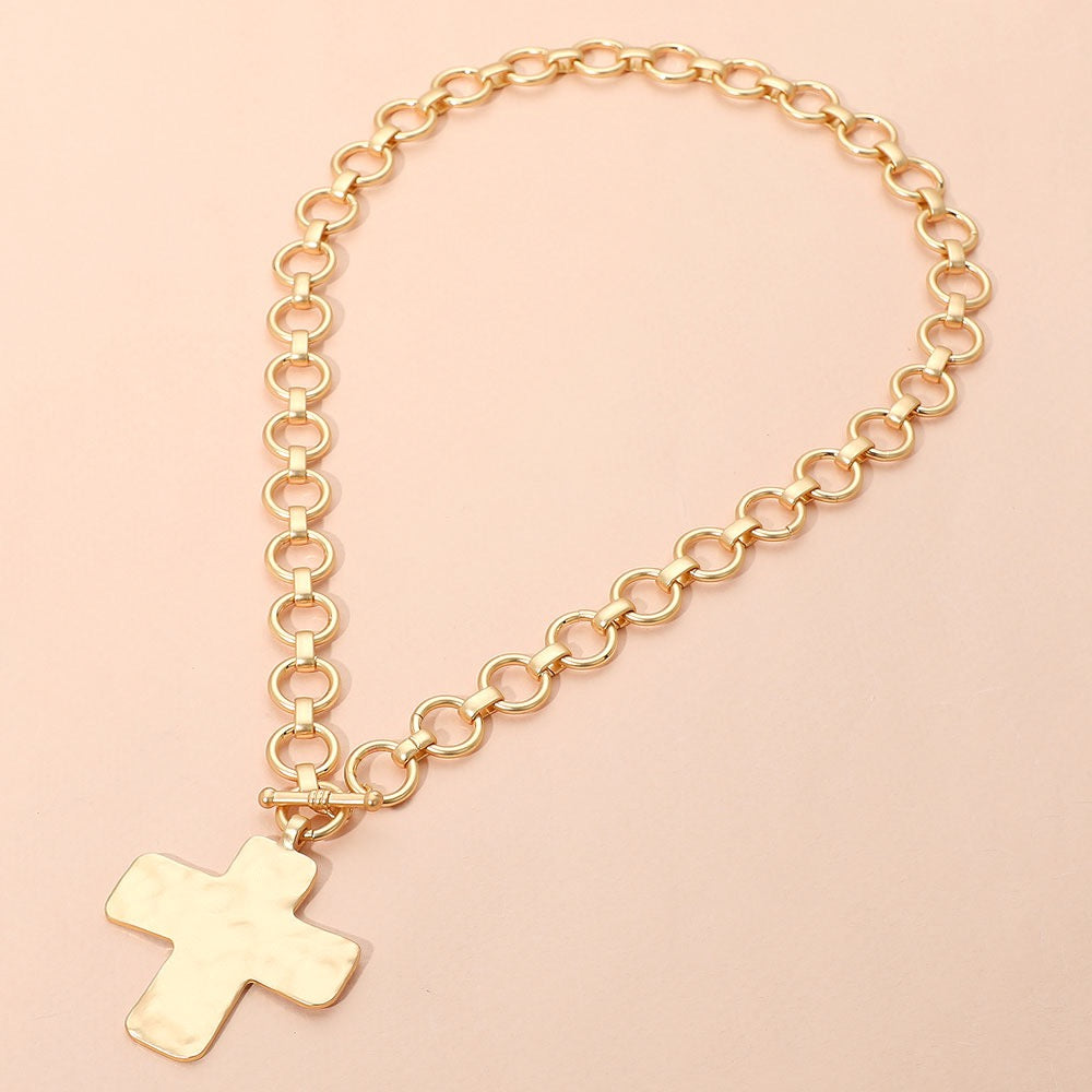 SM Cross Necklace Gold