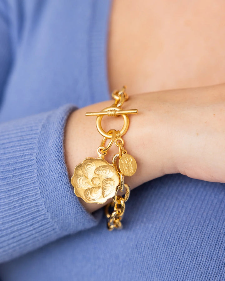 Susan Shaw Oyster Toggle Bracelet Gold