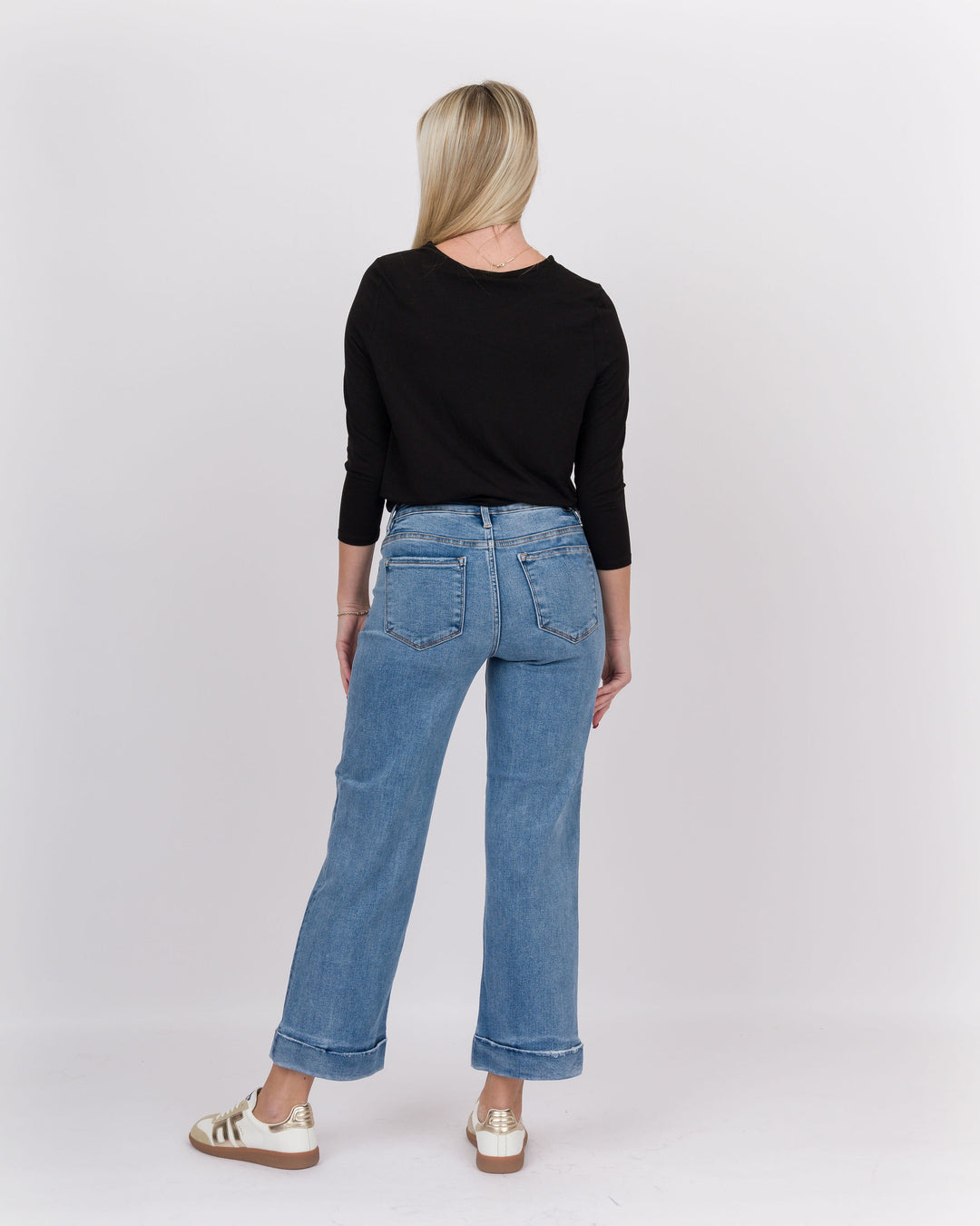 Risen Mid Rise Crop Straight Taylor Cuffed Jeans Medium