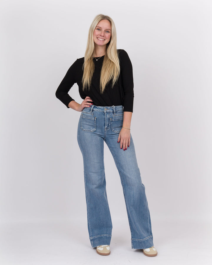 Risen High Rise Wide Flare Patch Pocket Jeans Medium