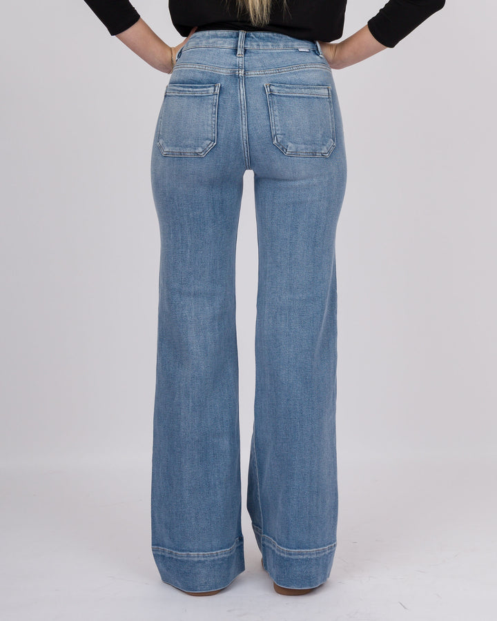 Risen High Rise Wide Flare Patch Pocket Jeans Medium