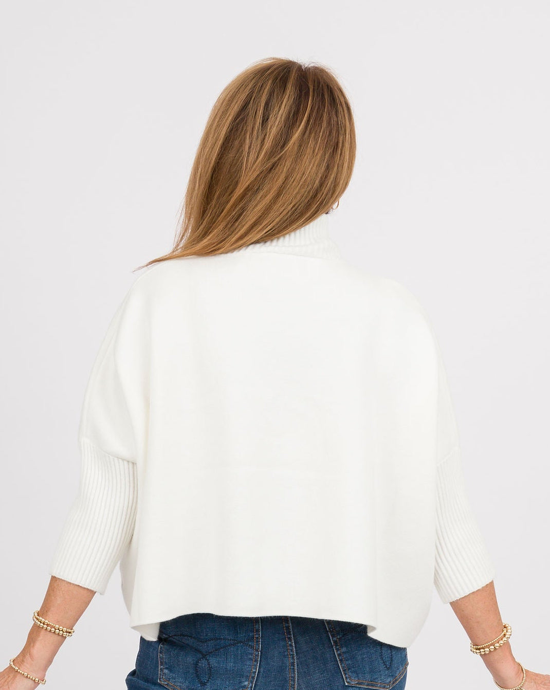 Kerisma Aja Sweater-White