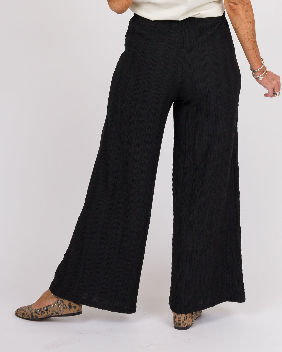 Ana Crinkled Pants - Black