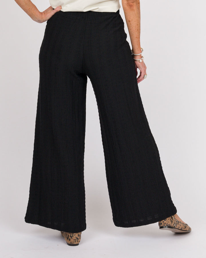 Ana Crinkled Pants - Black
