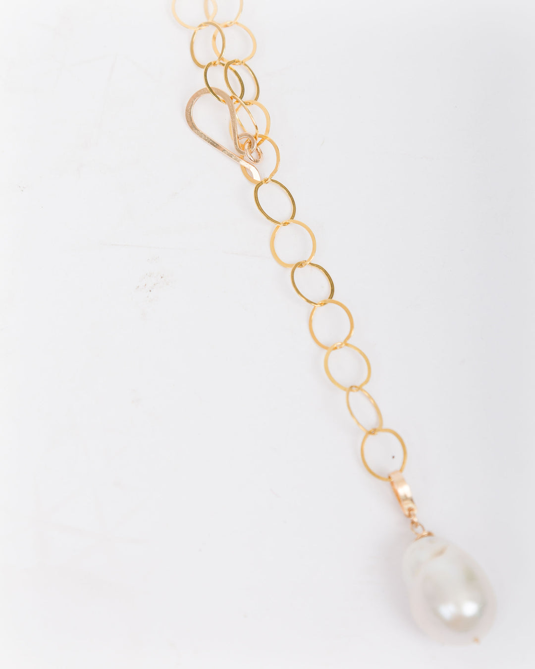 J.Mills Extra Large Baroque Pearl Oval Chain Necklace