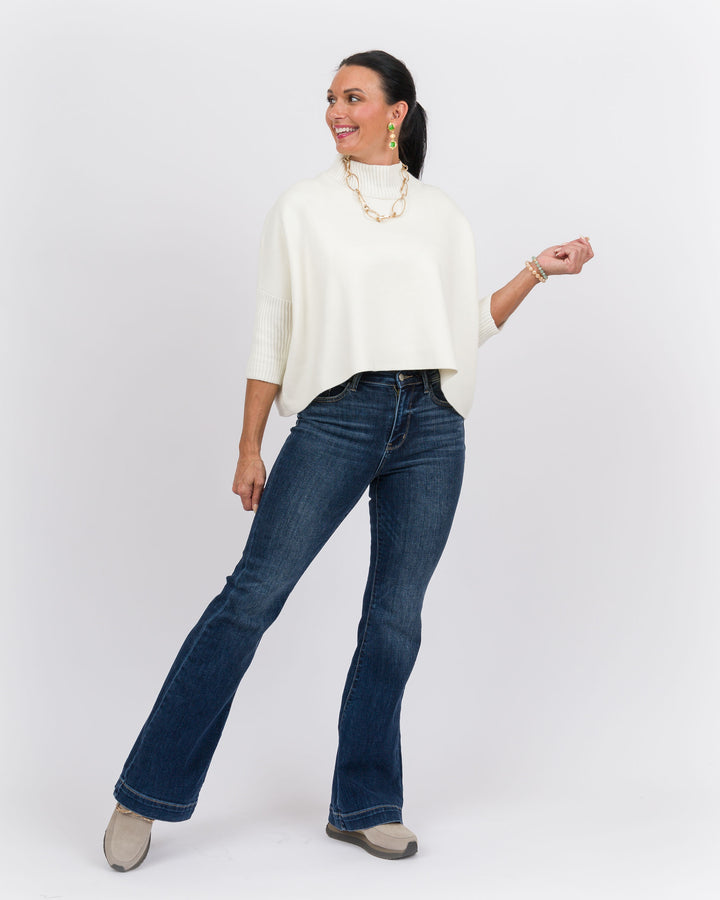 Kerisma Aja Sweater-White