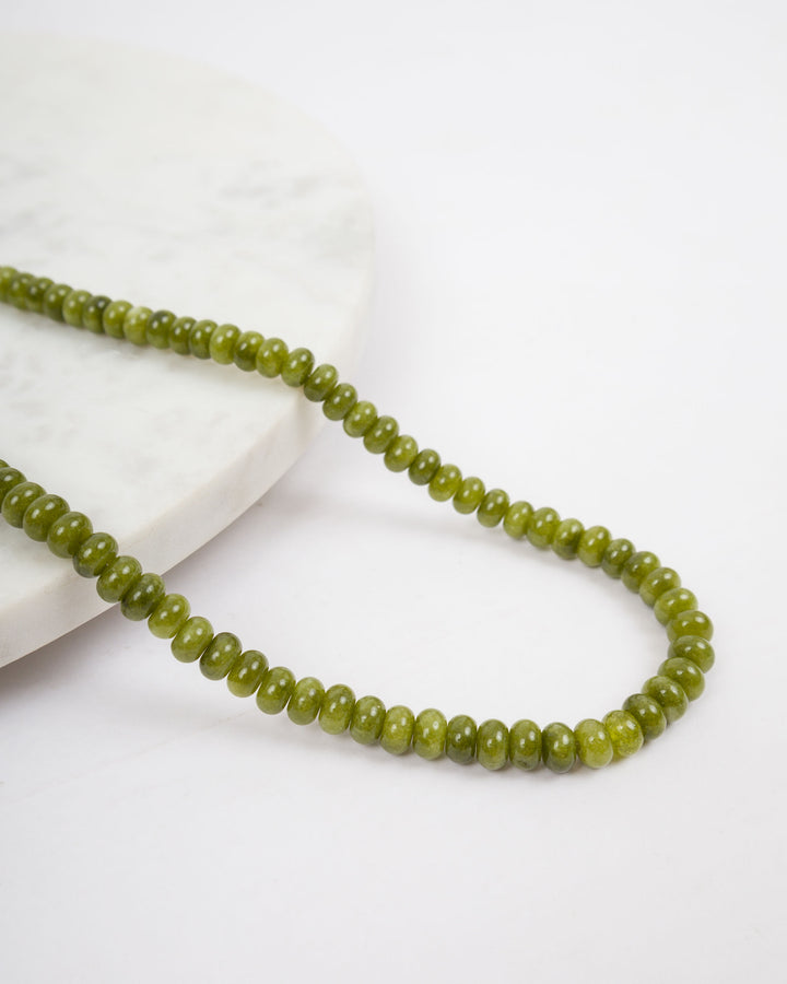 Timeless Clasp Beaded Necklace - Olive