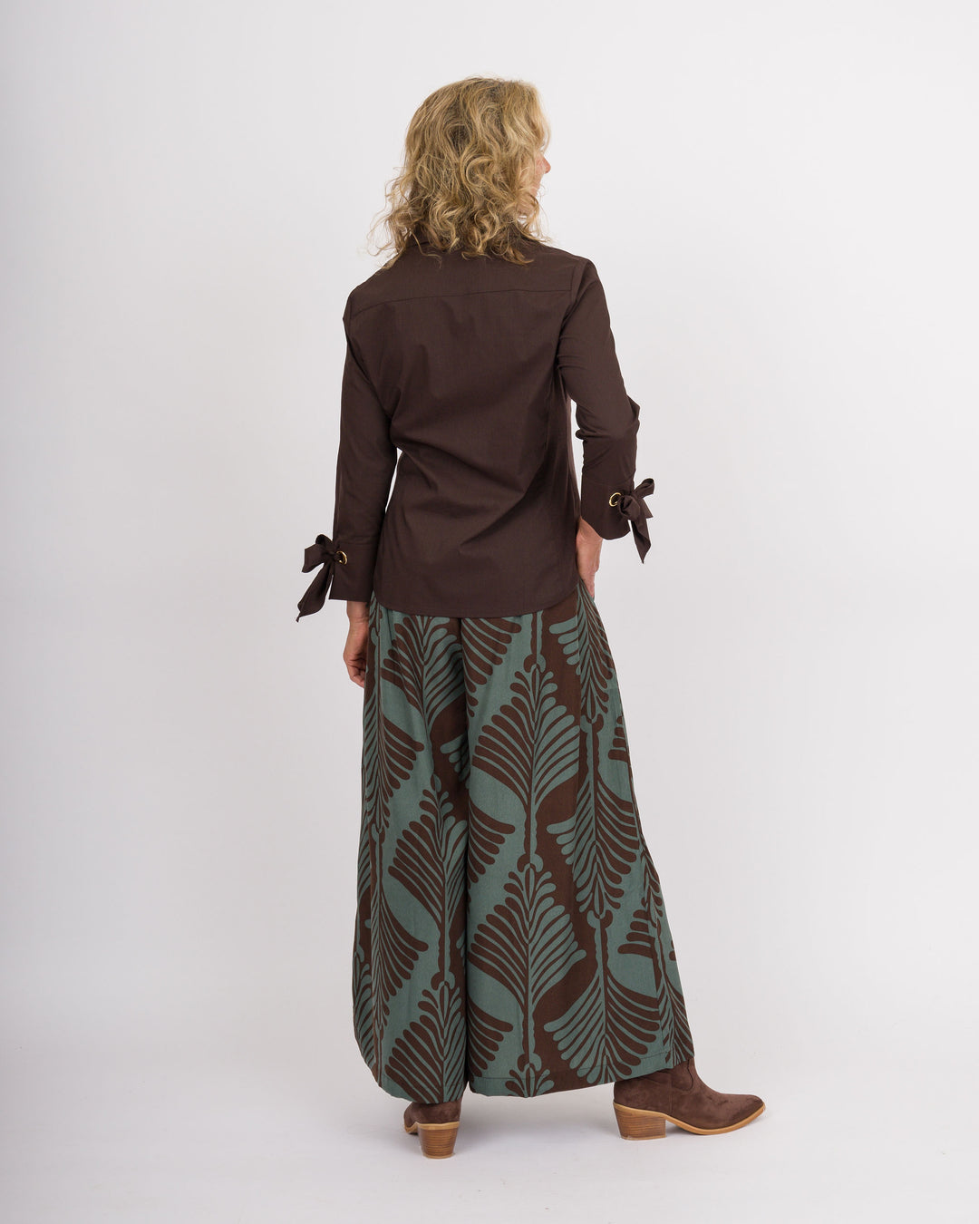 Corrie Leaf Print Pants - Brown