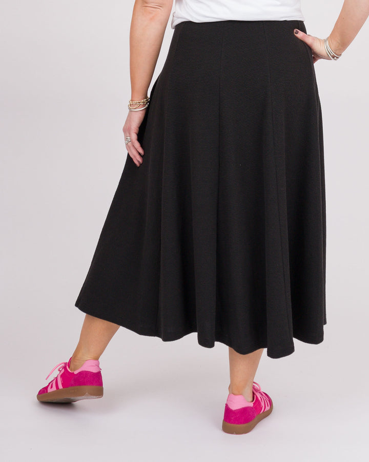 Cloud Weave Maxi Skirt - Black