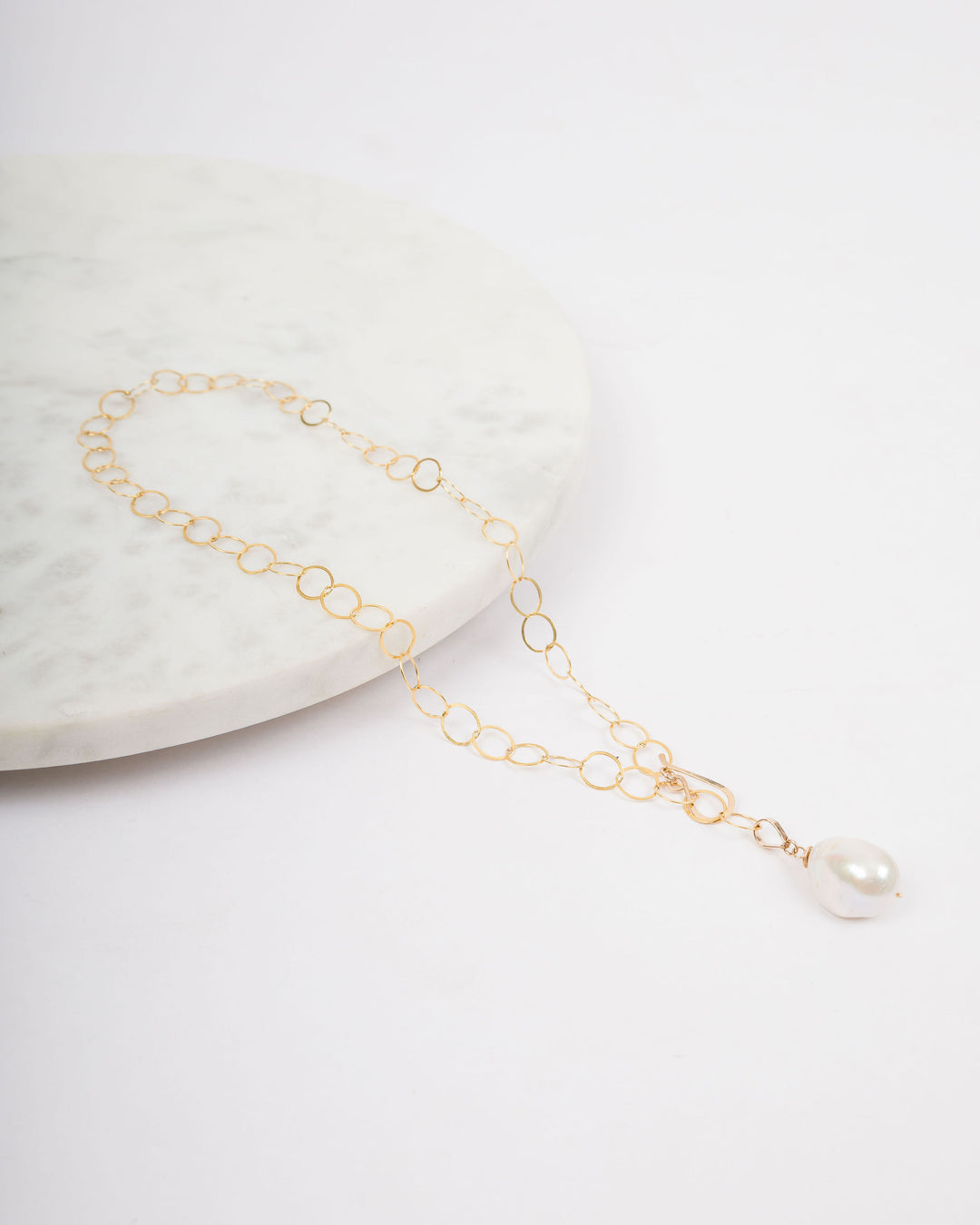 J.Mills Studio Extra Large Baroque Pearl Oval Chain Necklace