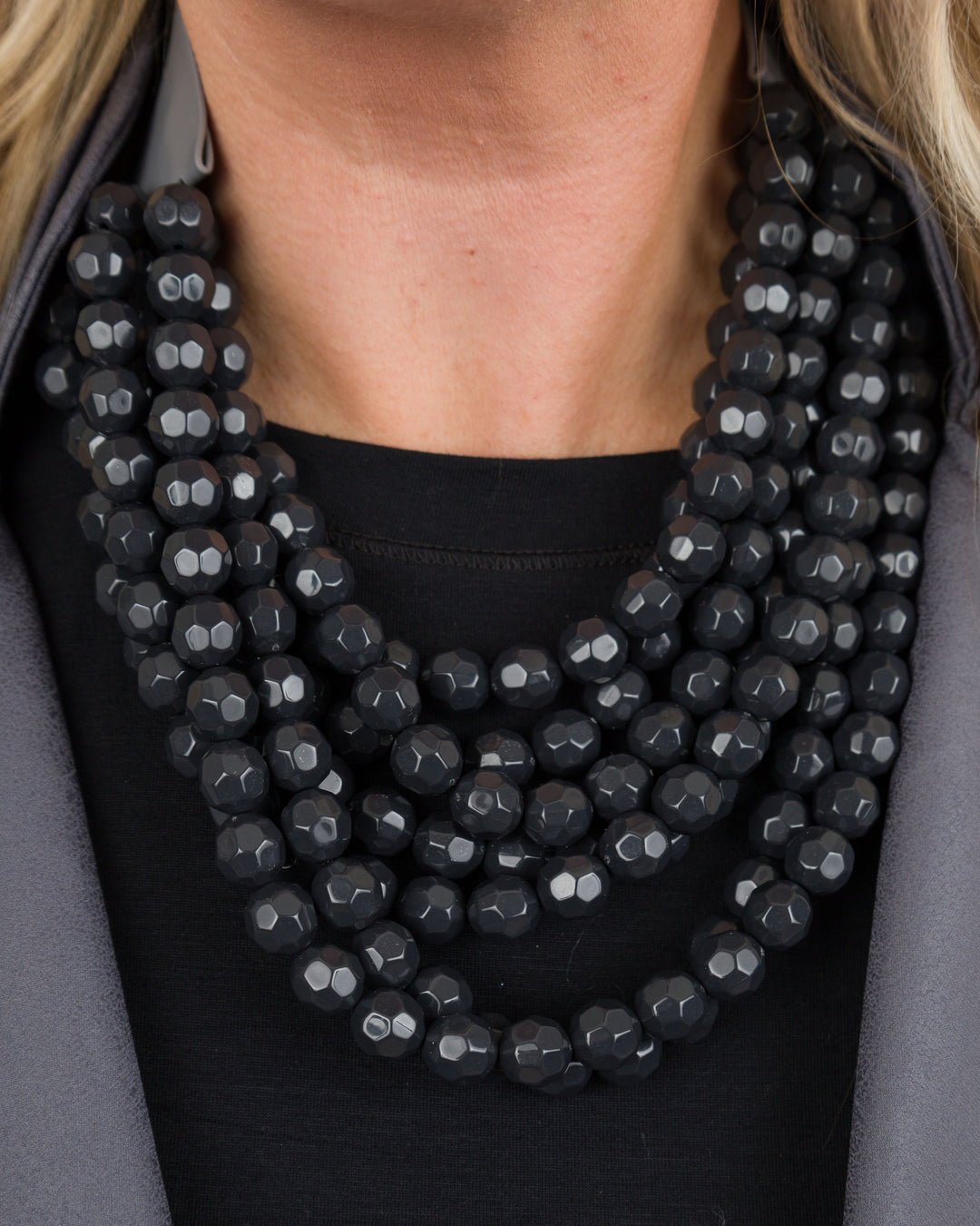 Faceted Marble Magnetic Necklace Black