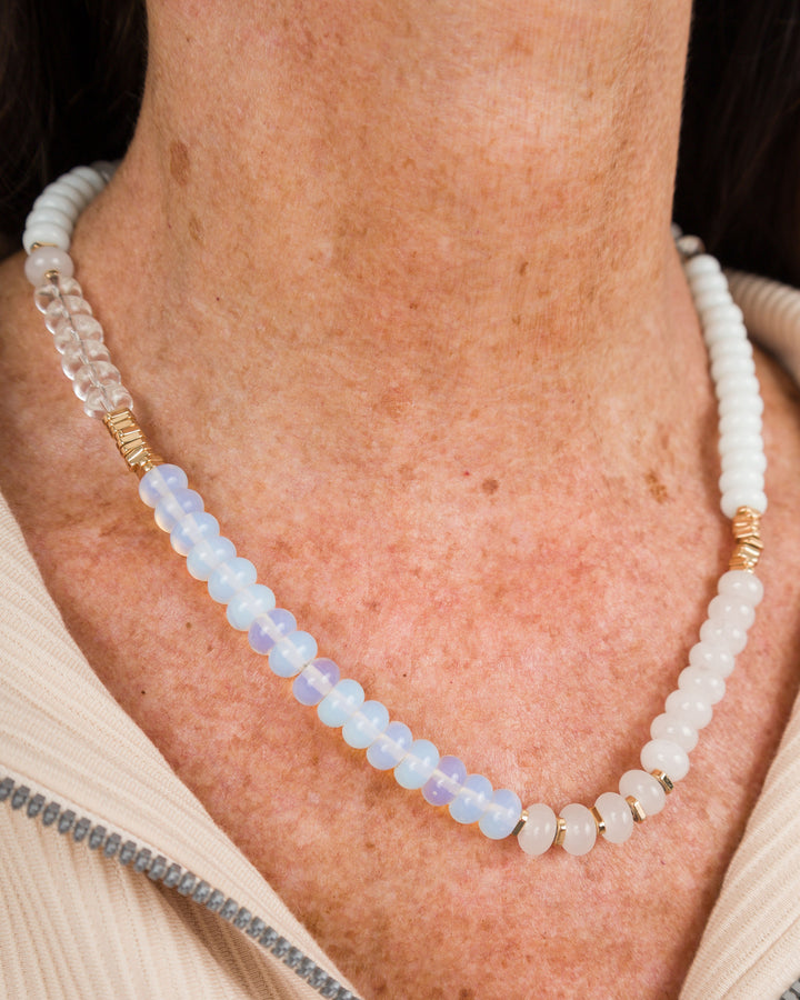 White, Clear and Gold Bead Necklace