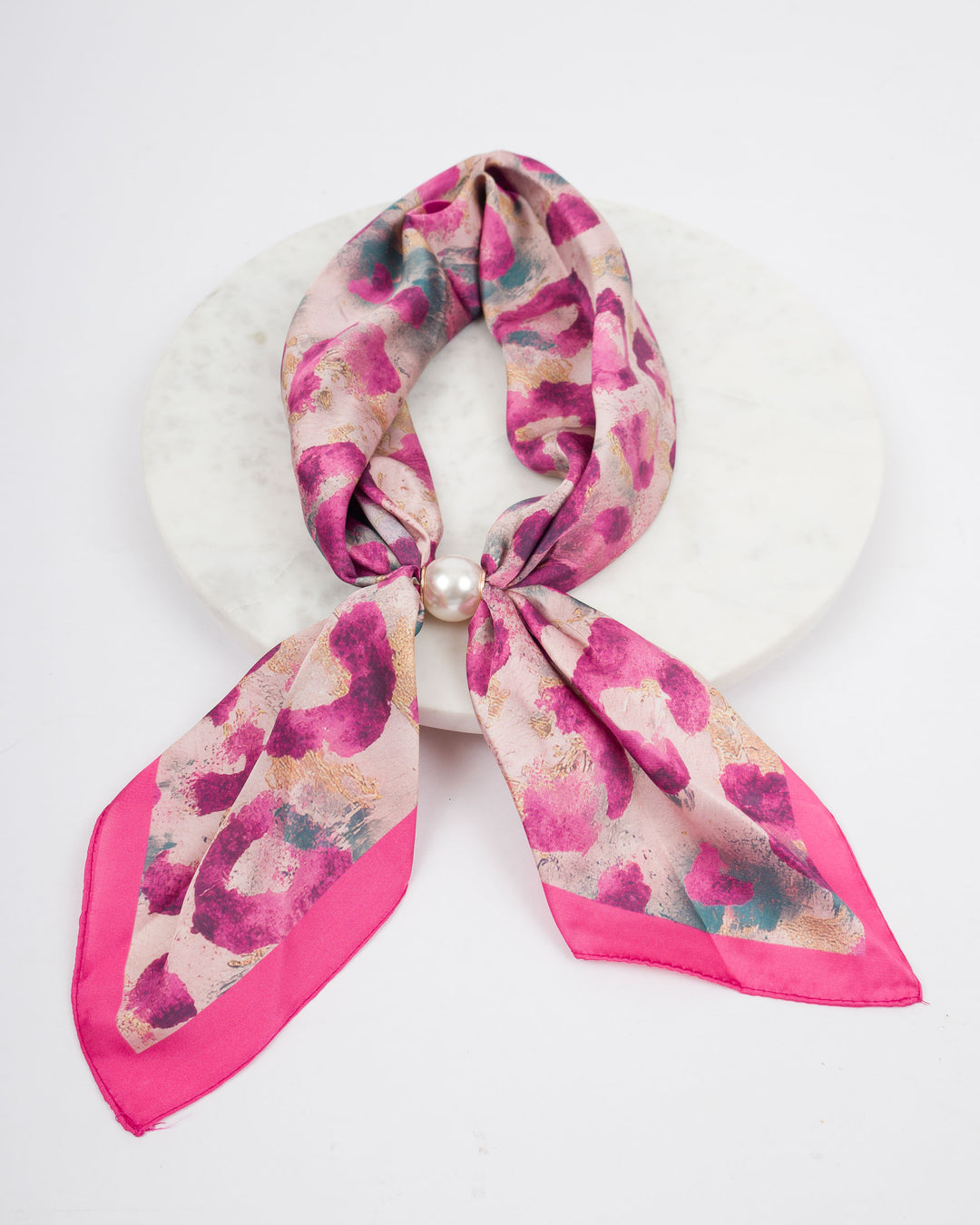 Magnetic Pearl Scarf - Magenta