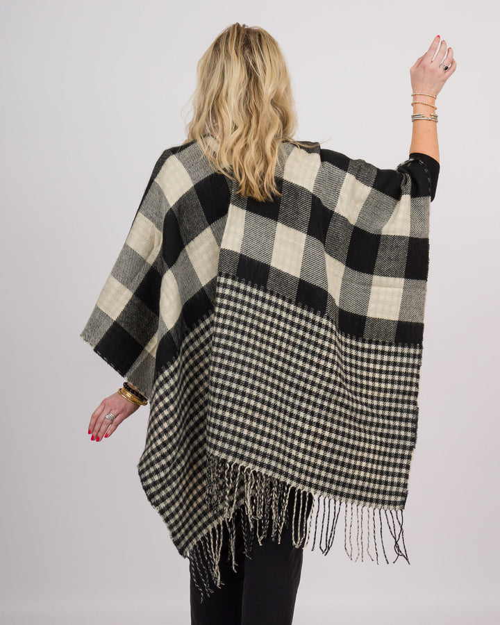 Plaid Fringe Wrap Black