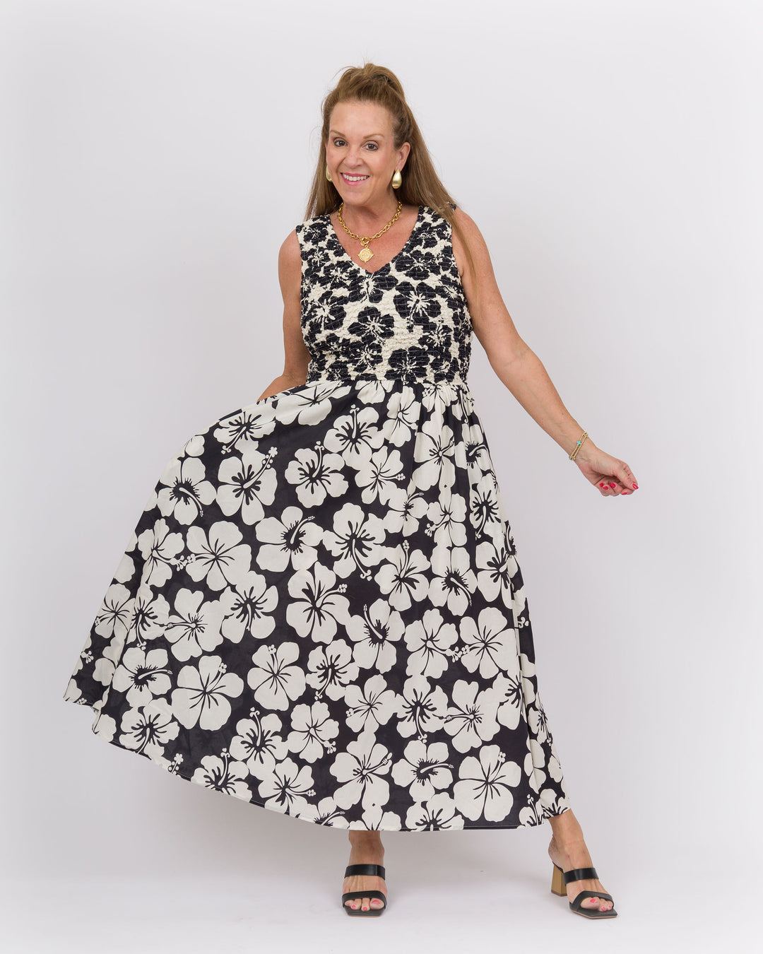 Black & White Sleeveless Floral Dress