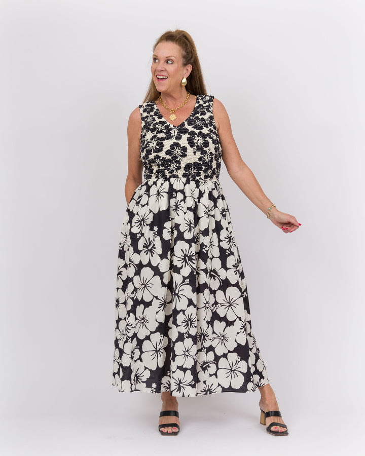 Black & White Sleeveless Floral Dress